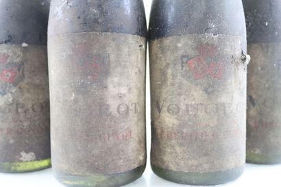 4 demi-bouteilles de VOUGEOT, millésimes...