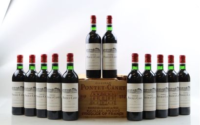 Caisse bois 12 bouteilles de PAUILLAC 1974...