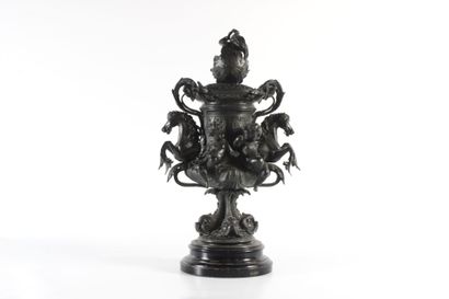 Covered Medici vase in black patina bronze,...