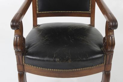 Pair of slightly upturned mahogany and mahogany...