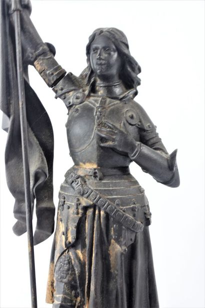 Adolphe ROBERTON (?-1899)
Jeanne d'Arc
Statue...