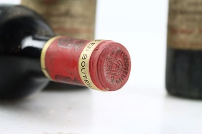 Reunion of 3 bottles of SAINT-EMILION Grand...
