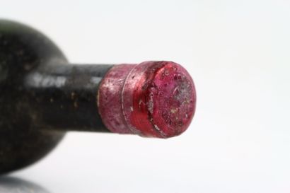 1 bottle of PAUILLAC 1934 from Château LATOUR,...