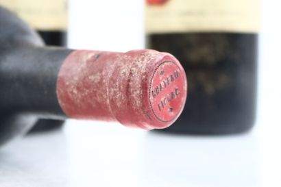Reunion of 3 bottles of SAINT-EMILION from...