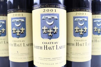 5 bottles of PESSAC-LEOGNAN 2001 du Château...