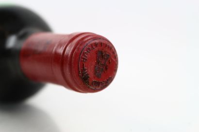 1 bottle of PAUILLAC 1976 du Château LATOUR...