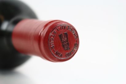 1 bottle of PAUILLAC 1976 du Château LATOUR...