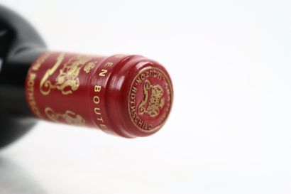 1 bottle PAUILLAC 1996 du Château MOUTON...