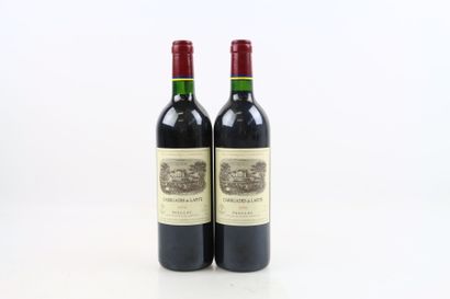 2 bottles of PAUILLAC Carruades de Lafite...