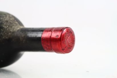 1 bottle of PAUILLAC 1934 from Château LATOUR,...