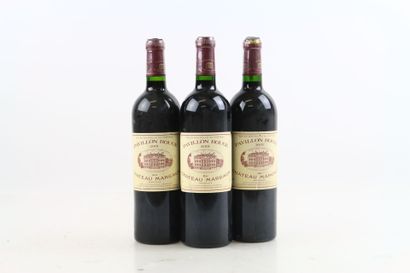 3 bottles of MARGAUX Pavillon Rouge 2001...