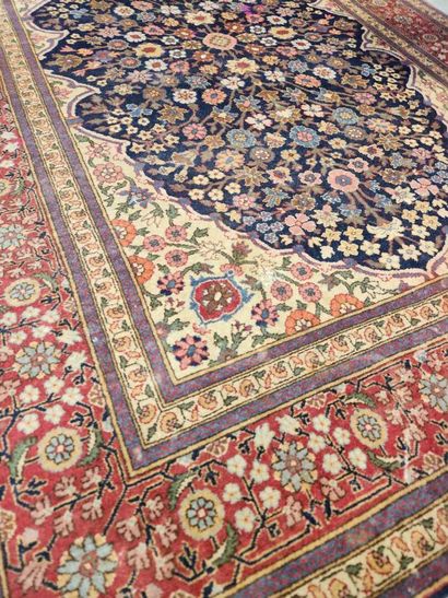 Hereke signed Hereke with thousand-flower...
