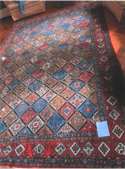 Large and fine ghoum kork with flower mosaic...