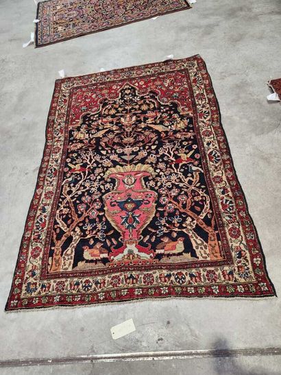 Prayer rug
Remarkable lambswool velvet, silky...