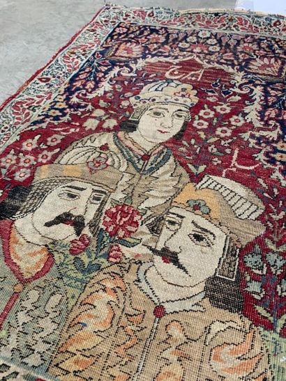 Kirman Laver rug
Rare scene from the history...