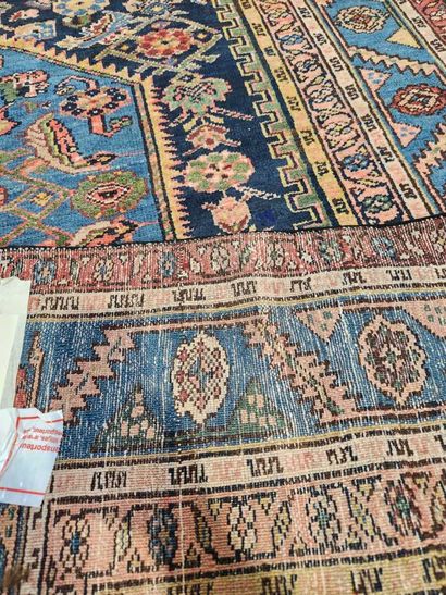 Zindjan carpet
Midnight-blue field with Herati...