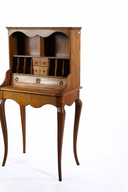 Tiered writing desk in natural wood, opening...