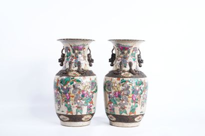 China - Nanjing
Pair of cracked stoneware...