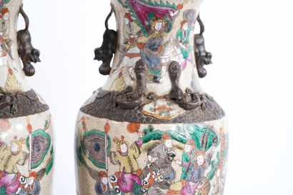 China - Nanjing
Pair of cracked stoneware...