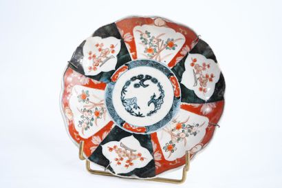 JAPAN
Meeting of nine porcelain plates with...