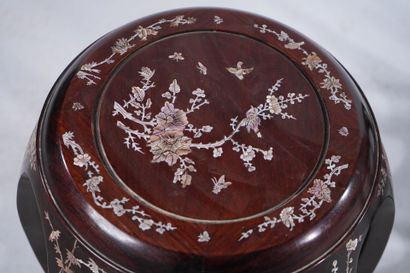 CHINA 
Pair of stools in exotic openwork...