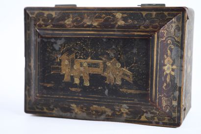 JAPAN
Meiji period
Black-lacquered wooden...