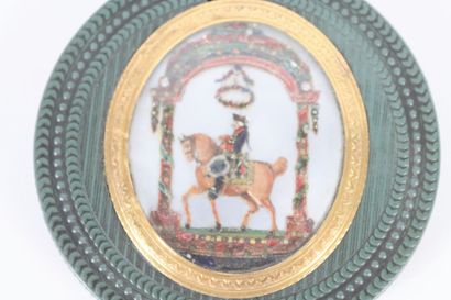 Box in stingray with guilloché decoration,...