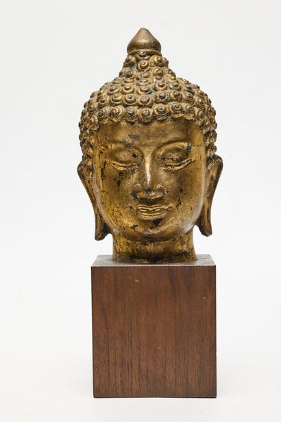ASIE 
Sculpture d'une tête de bouddha en...