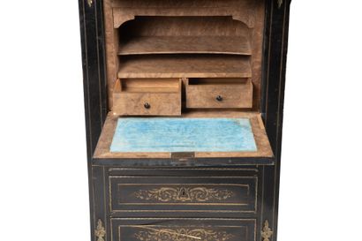 Secrétaire de dame en bois noirci et marqueterie...