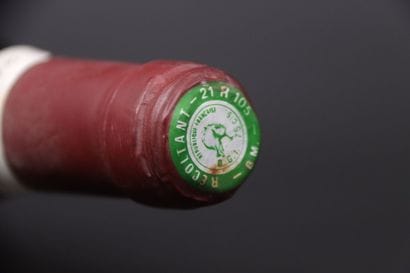 1 bouteille de VOSNE-ROMANEE 1er Cru Cros-Parantoux...