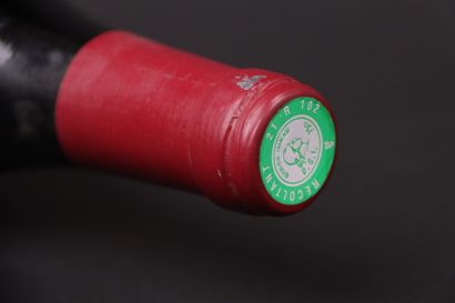 1 bouteille de VOSNE-ROMANEE 1er Cru Cros-Parantoux...