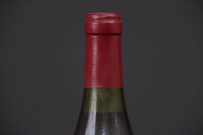 1 bouteille de VOSNE-ROMANEE 1er Cru Cros-Parantoux...