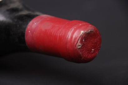 1 bouteille de VOSNE-ROMANEE 1er Cru Cros-Parantoux...