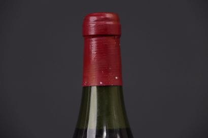 1 bouteille de VOSNE-ROMANEE 1988 du Domaine...