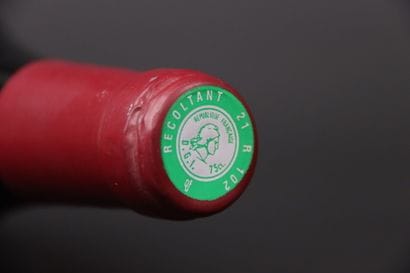 1 bouteille de VOSNE-ROMANEE 1er Cru Cros-Parantoux...