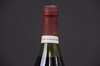 1 bouteille de VOSNE-ROMANEE 1er Cru Cros-Parantoux...