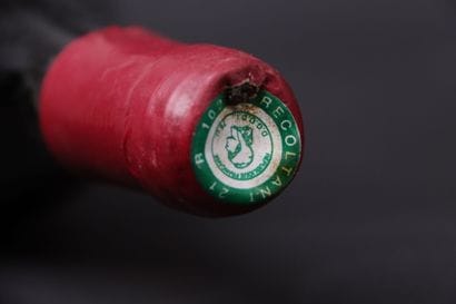 1 bouteille de VOSNE-ROMANEE 1er Cru Cros-Parantoux...