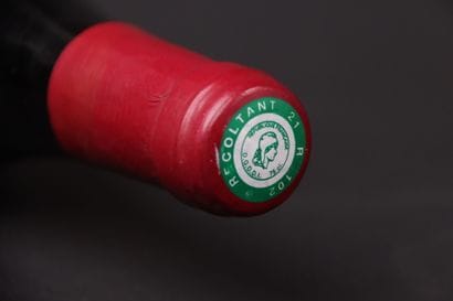 1 bouteille de VOSNE-ROMANEE 1988 du Domaine...