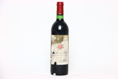 1 bouteille de MOULIS-EN-MÉDOC rouge 1982...