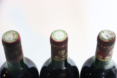 3 bouteilles de MARGAUX rouge 1988, CHÂTEAU...