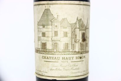 1 bouteille de GRAVES rouge 1975, CHÂTEAU...