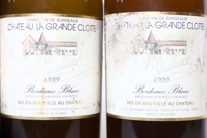 4 bottles of white BORDEAUX 1999, CHÂTEAU...
