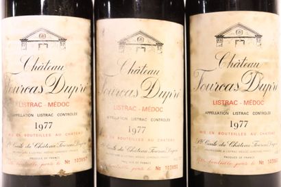 3 bouteilles de LISTRAC-MÉDOC rouge 1977,...