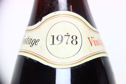 1 bottle of red CHÂTEAUNEUF-DU-PAPE 1978,...