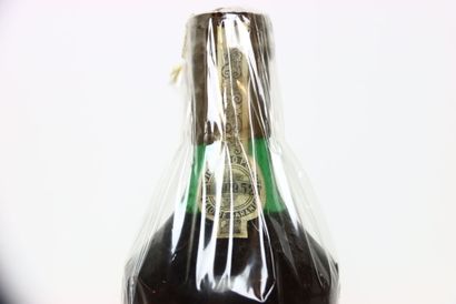 1 bottle of PORTO 1940, NIEEPORT. In its...