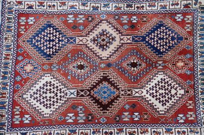 Yalameh. Iran. Vers 1980. Tapis velours en...