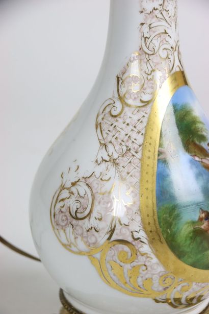 Oil lamp mounted on electricity in polychrome...