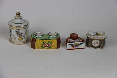 Meeting of three inkwells in polychrome porcelain...
