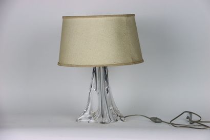 DAUM France. Pied de lampe en cristal. Signé....