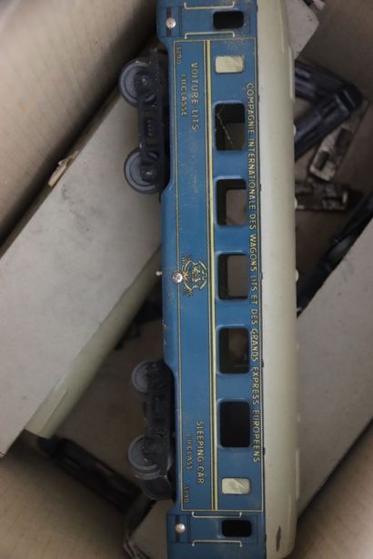 HORNBY MECCANO train meeting. 